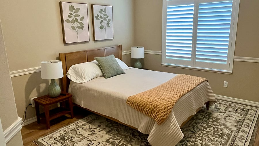 Queen Bed