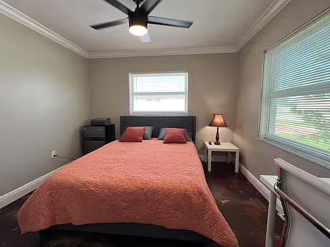Furnished Finder property 1005085_1 photo 9