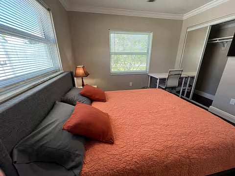 Furnished Finder property 1005085_1 photo 10