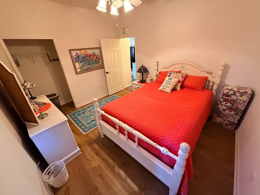 Furnished Finder property 1005092_1 photo 11