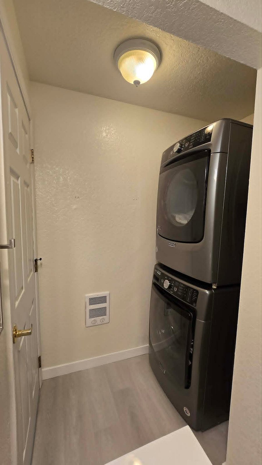 Washer & Dryer