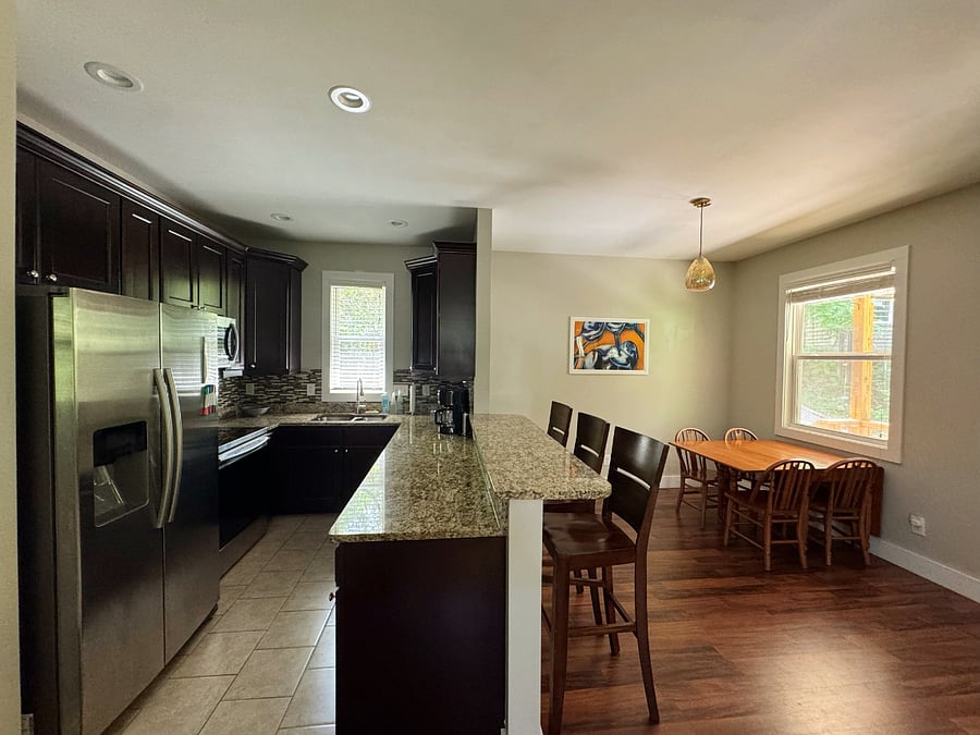 Kitchen/dining area