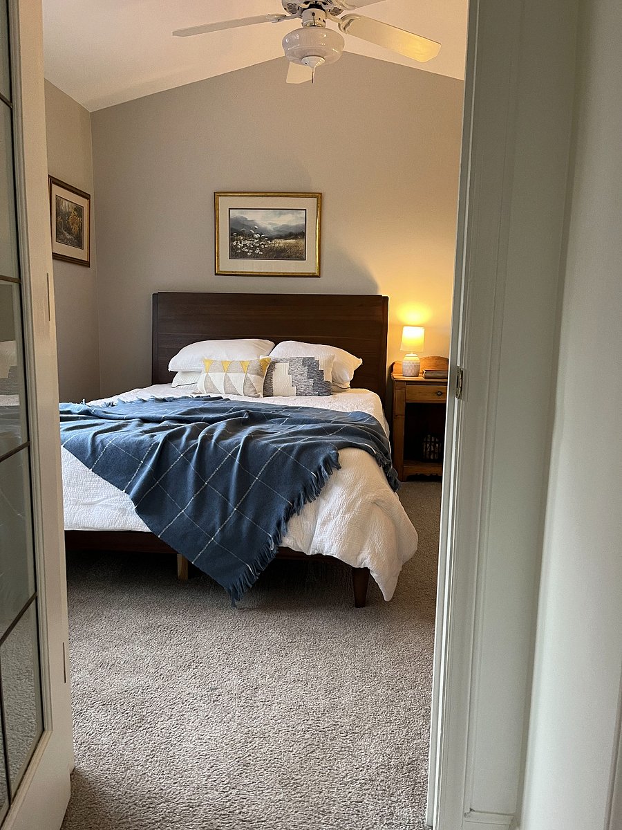 The upstairs has a queen bedroom.