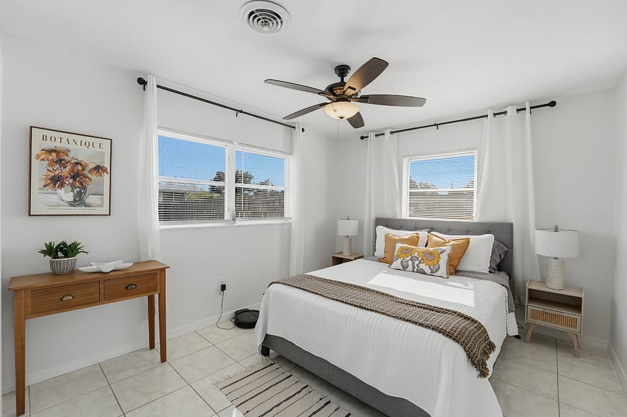 Queen Bedroom #2