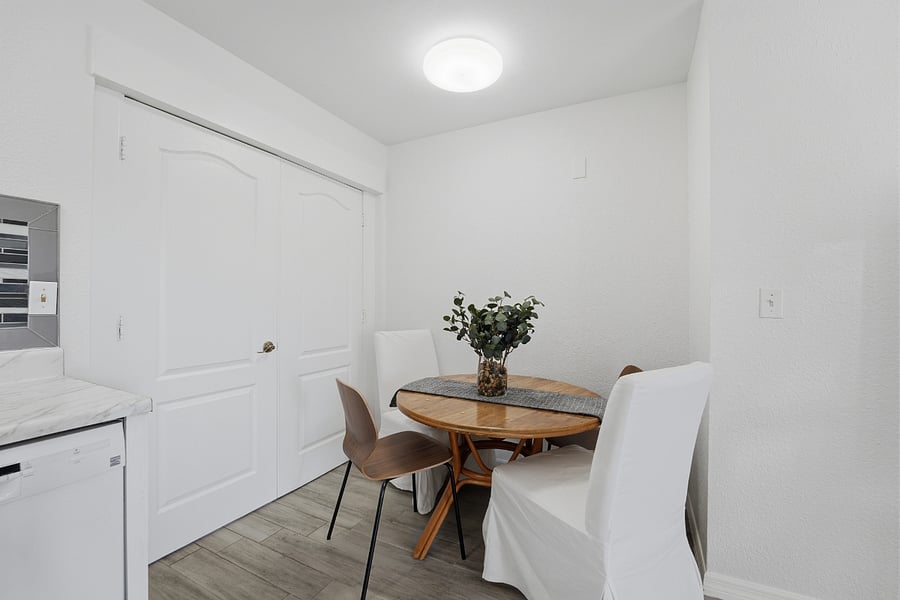 Dining Seat (4)