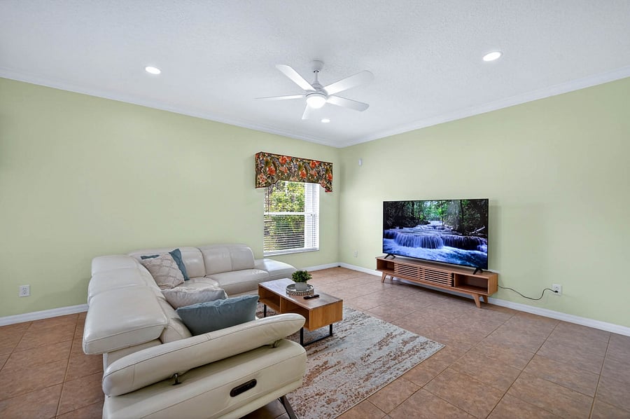 Furnished Finder property 1005136_1 photo 9