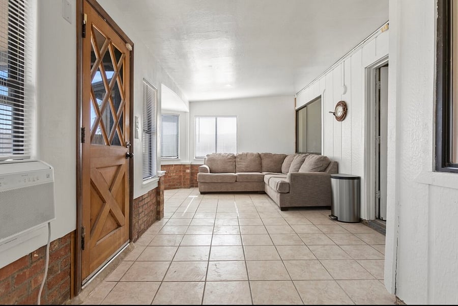Arizona Room - View 1