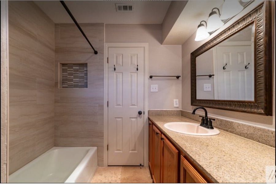 Furnished Finder property 1005176_1 photo 3