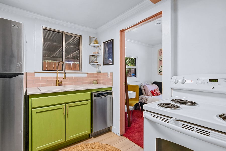 Furnished Finder property 1005189_1 photo 16