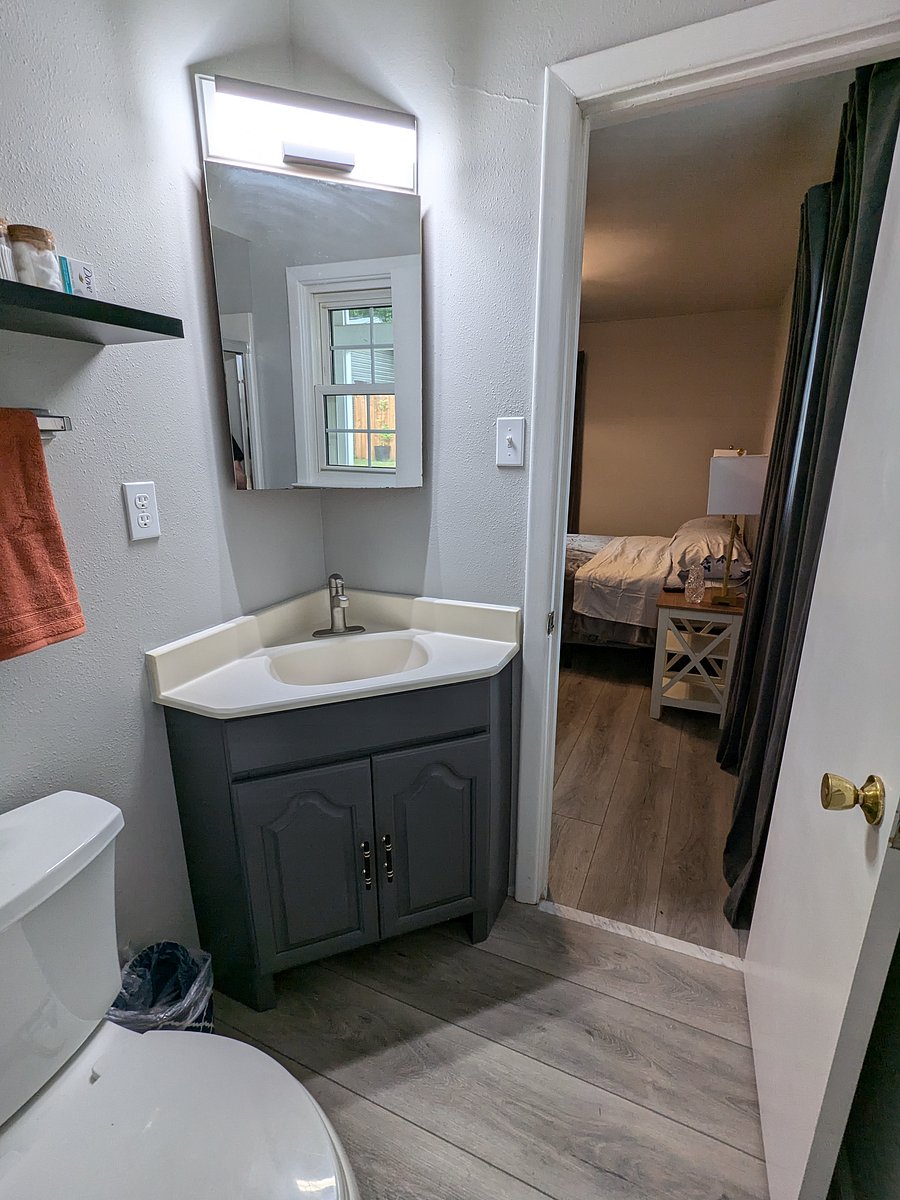 Master Bedroom Bath