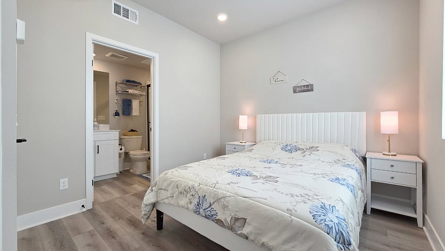 Furnished Finder property 1005295_1 photo 15