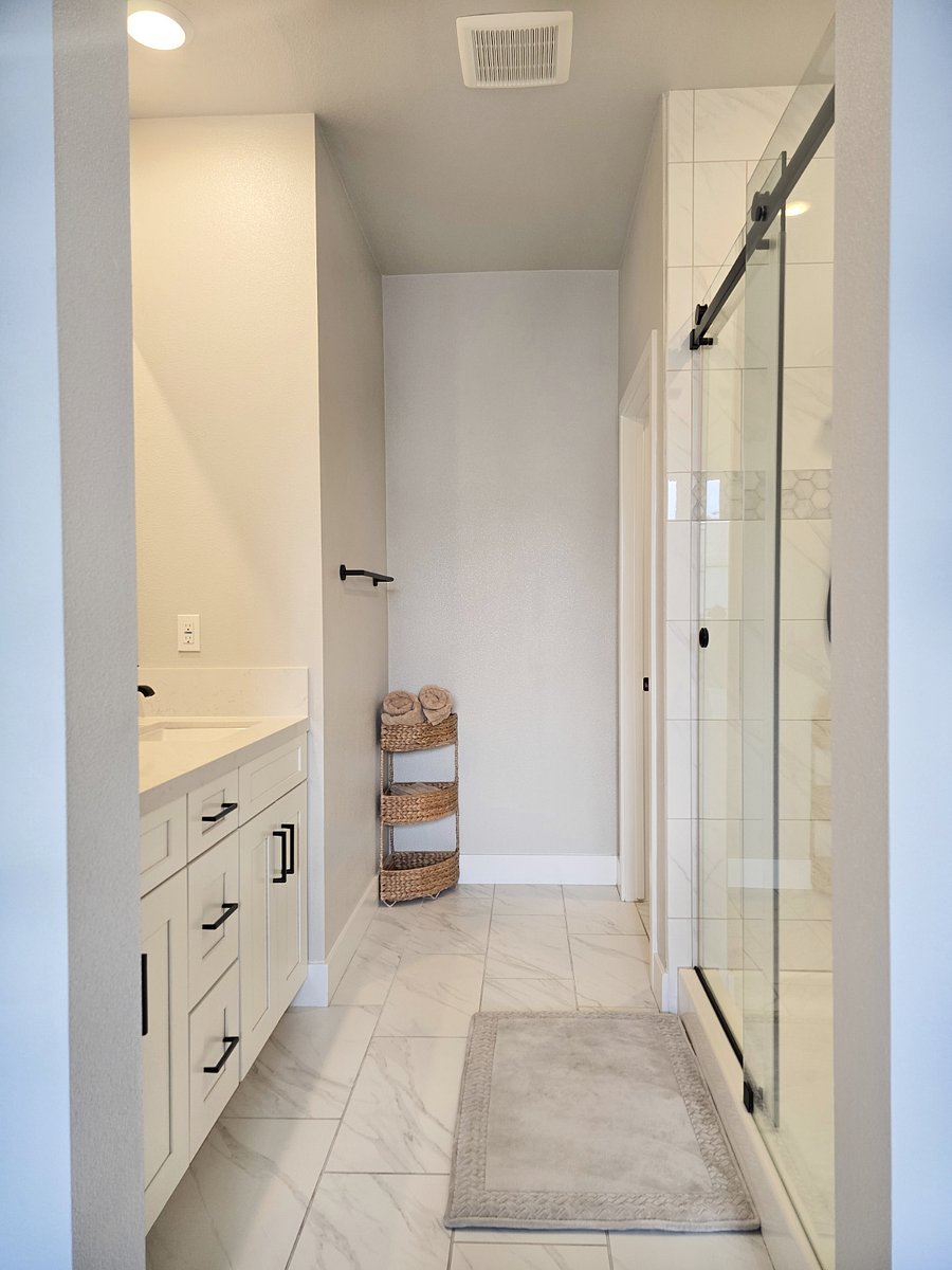Furnished Finder property 1005295_1 photo 26