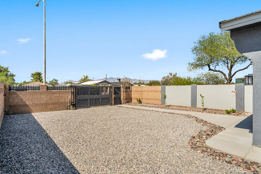 Furnished Finder property 1005317_1 photo 25