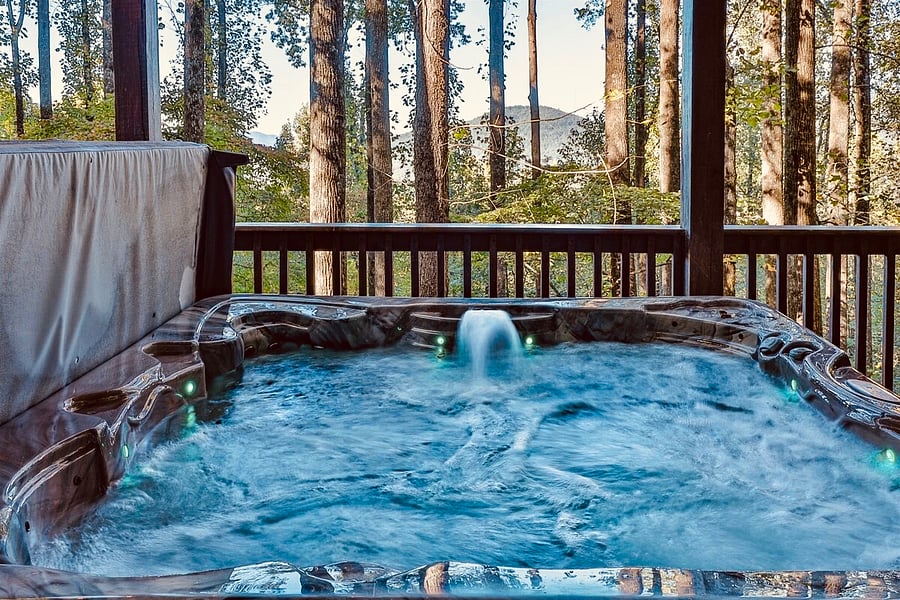 Private and covered hot tub for 6!