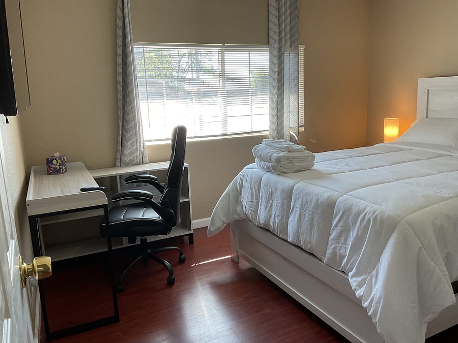 Furnished Finder property 1005334_1 photo 9