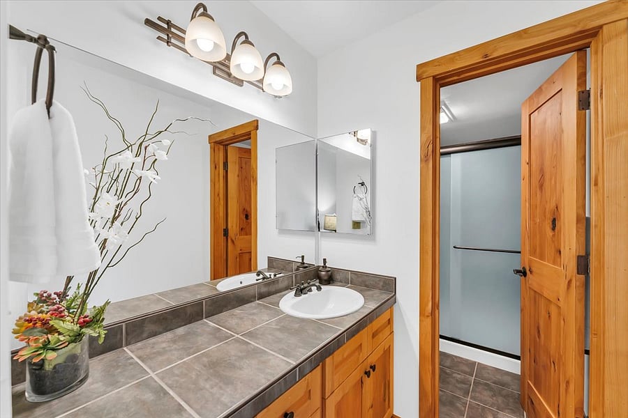 Furnished Finder property 1005356_1 photo 10