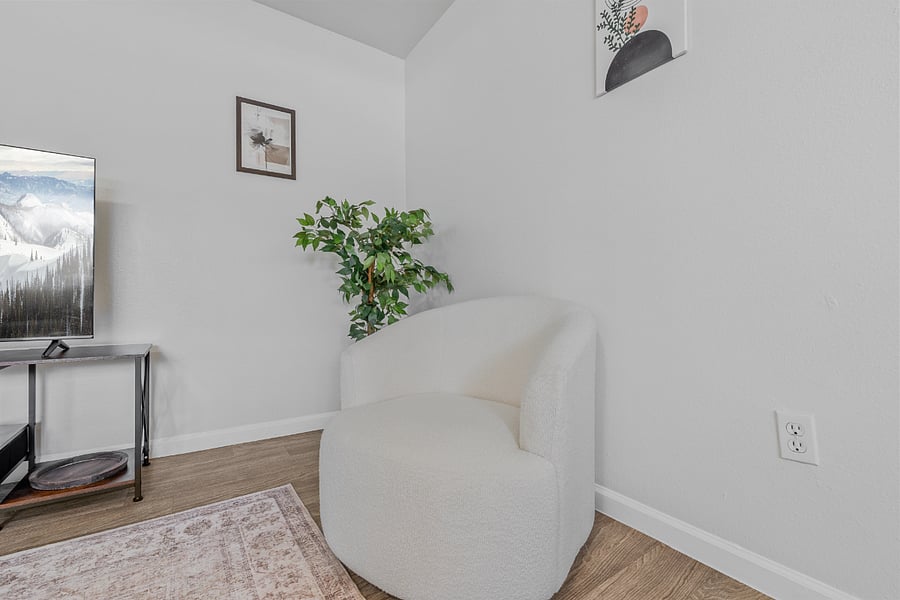 Furnished Finder property 1005359_1 photo 10
