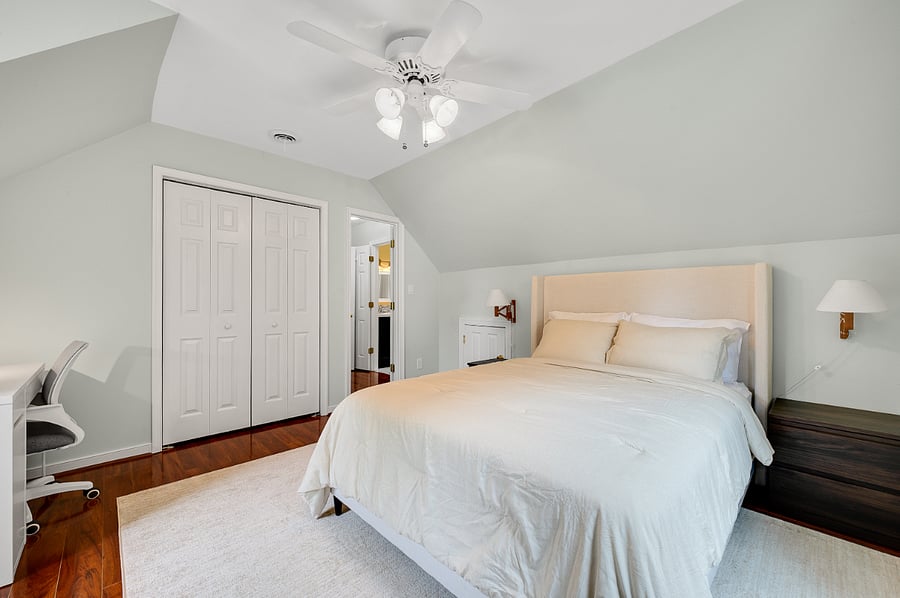 Bedroom #2 - Queen bed