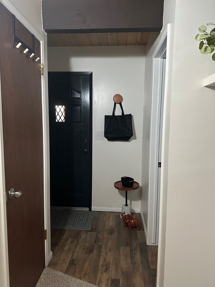 Lower Level Entry