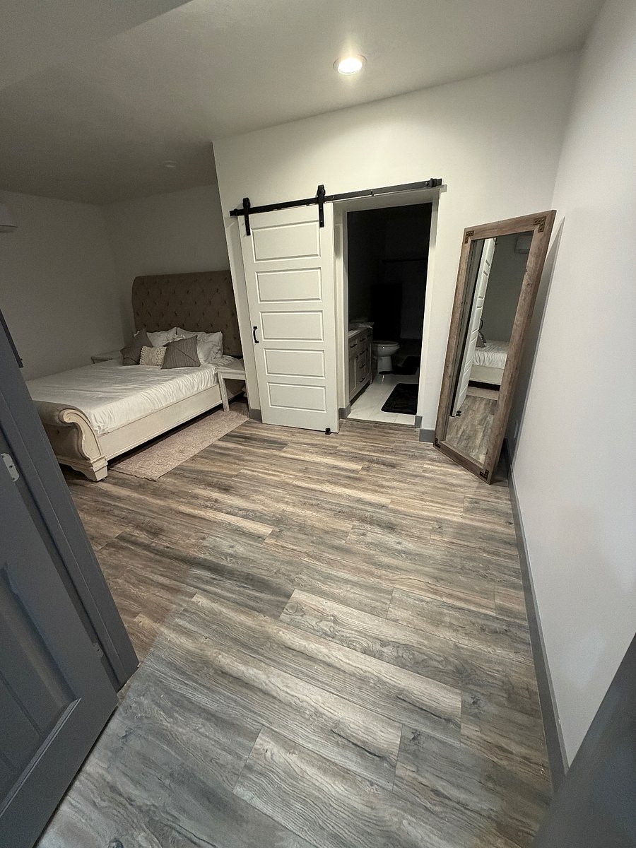 Large Master Suite