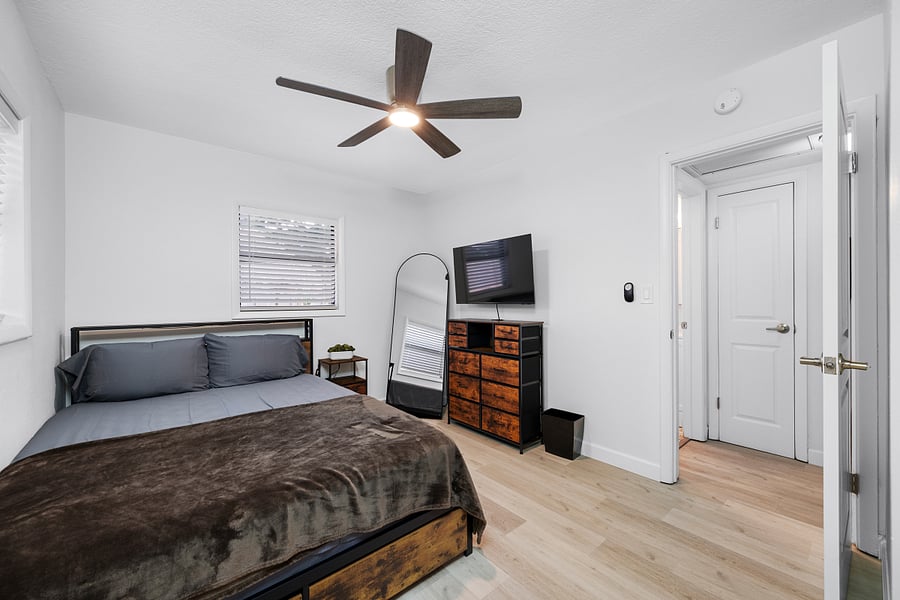 Furnished Finder property 1005394_1 photo 12