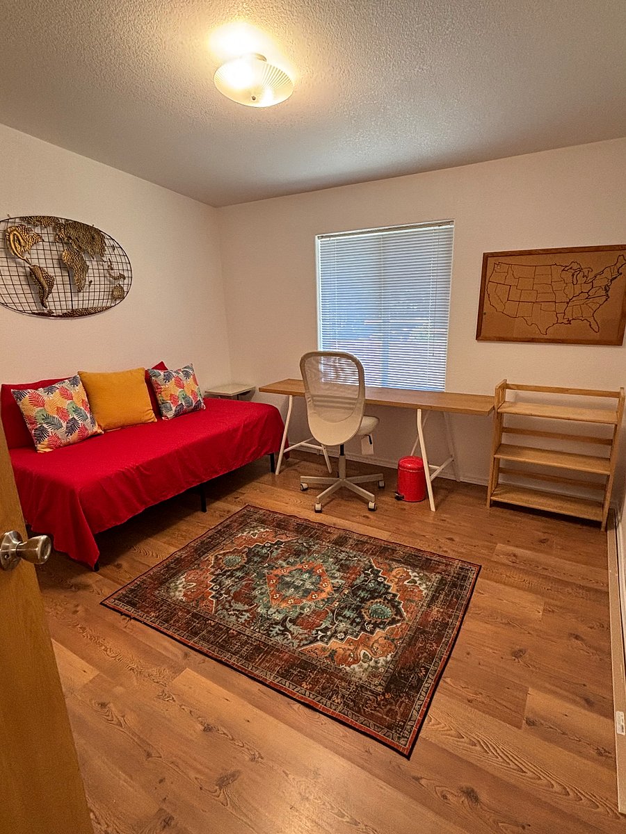 Office/BR with twin daybed