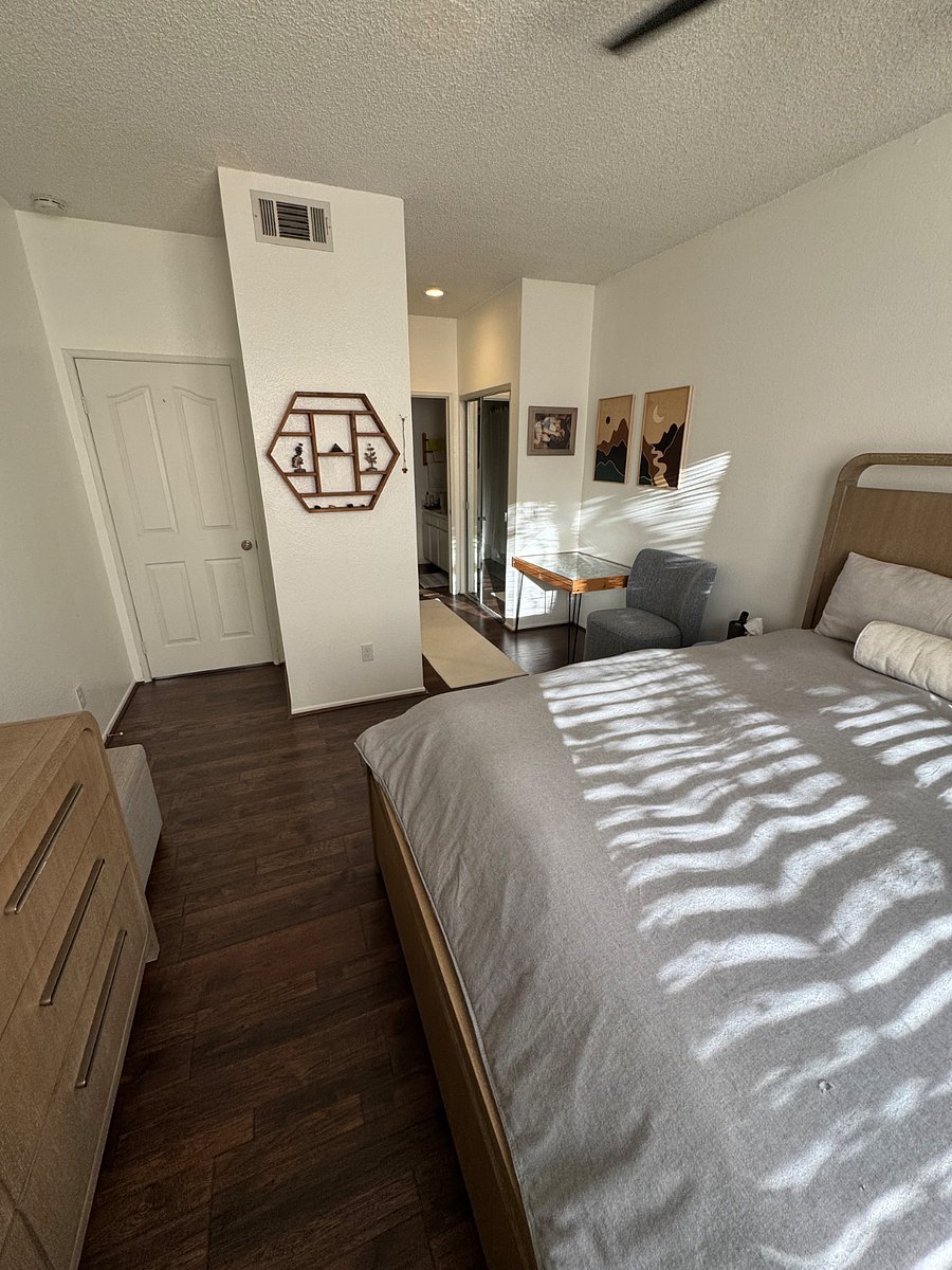 Furnished Finder property 1005422_1 photo 12