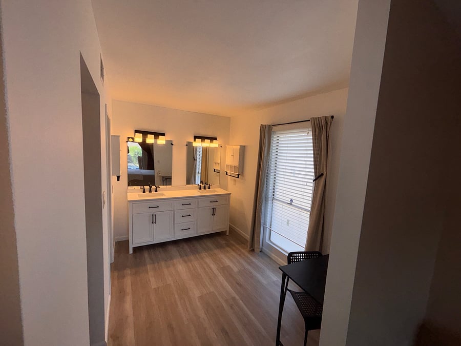 Furnished Finder property 1005426_1 photo 14