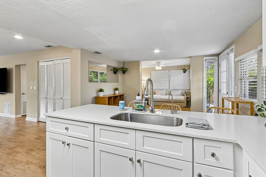 Furnished Finder property 1005428_1 photo 10