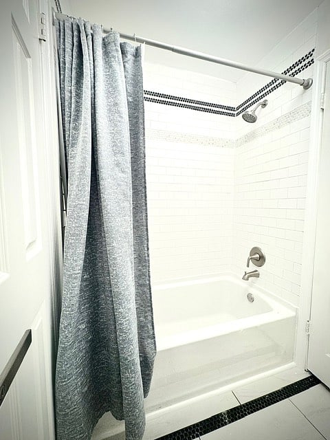 jack and jill upstairs brand new bathtub and tiled shower