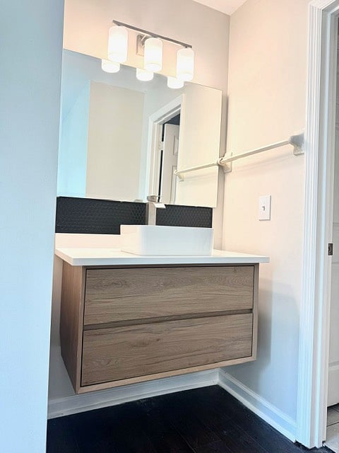 3rd bedroom also has sink in room 
