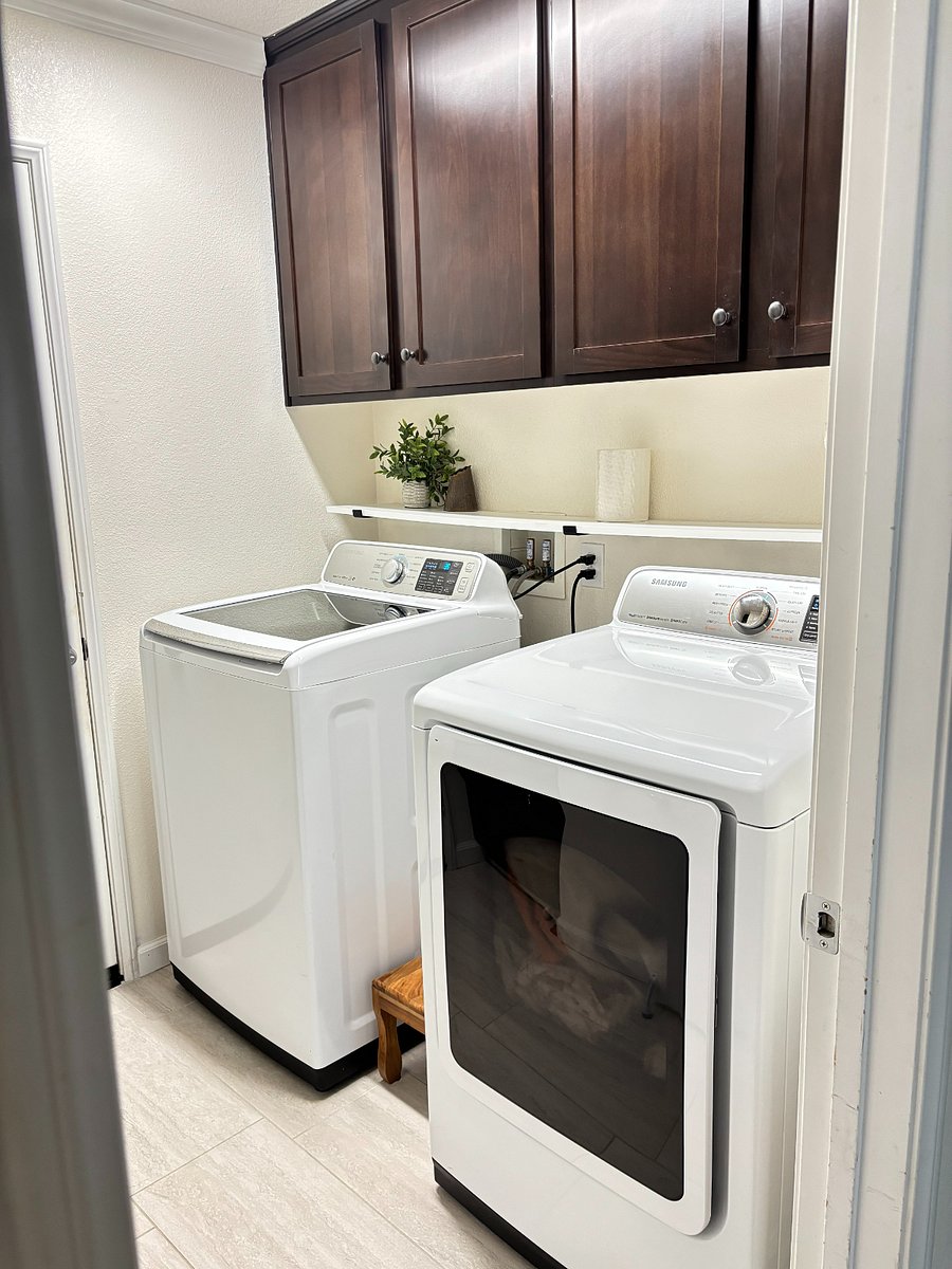 In-home laundry available for tenant use