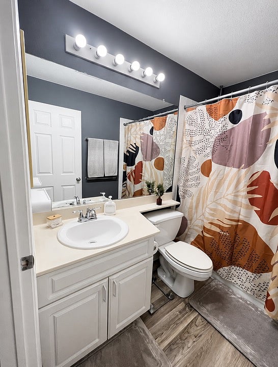 Bathroom #2
