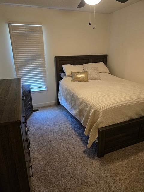 Second bedroom