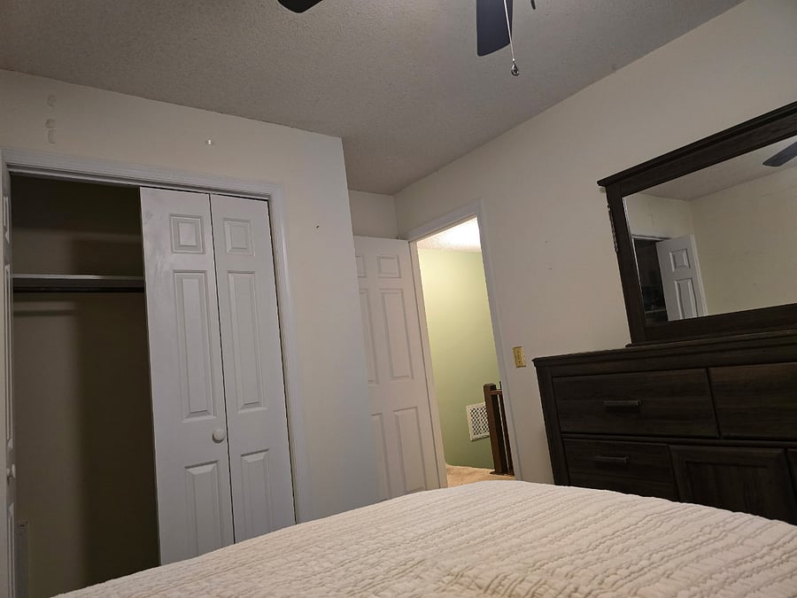 Second bedroom