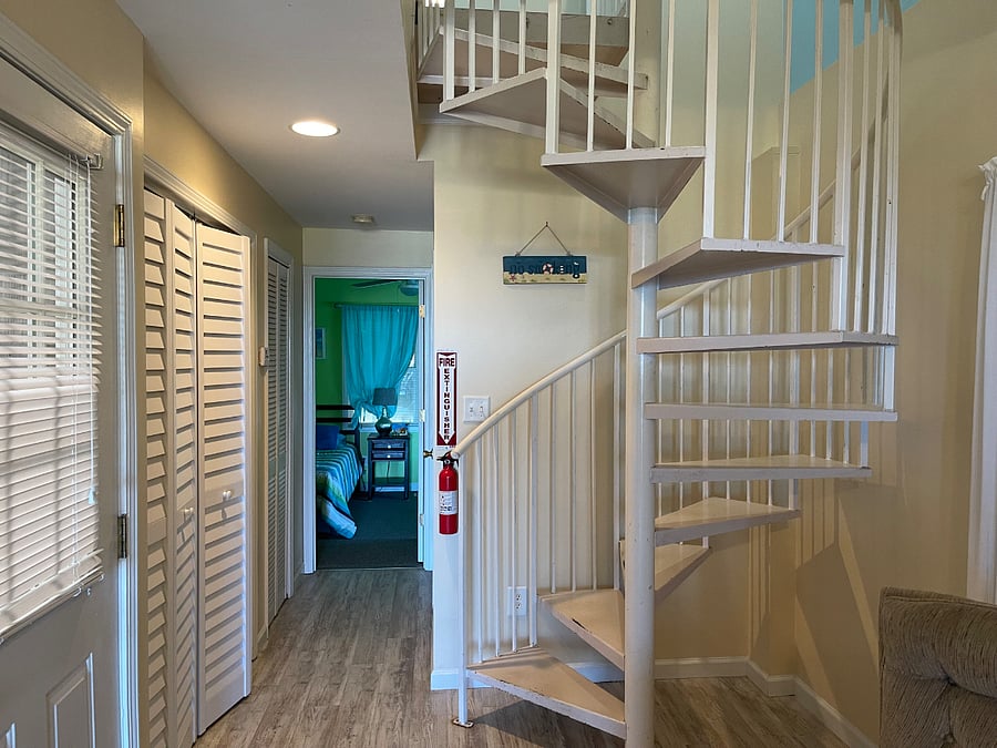 Furnished Finder property 1005496_1 photo 11