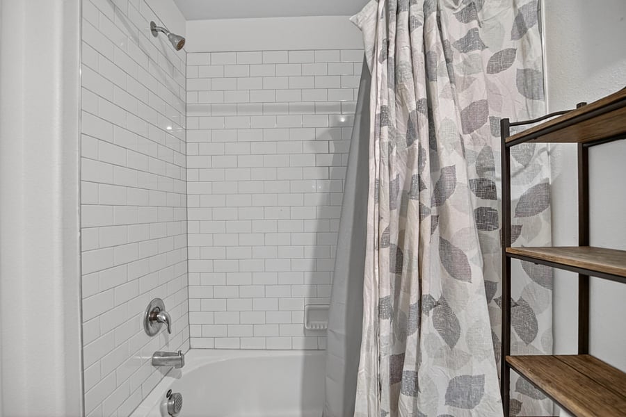 Furnished Finder property 1005508_1 photo 15