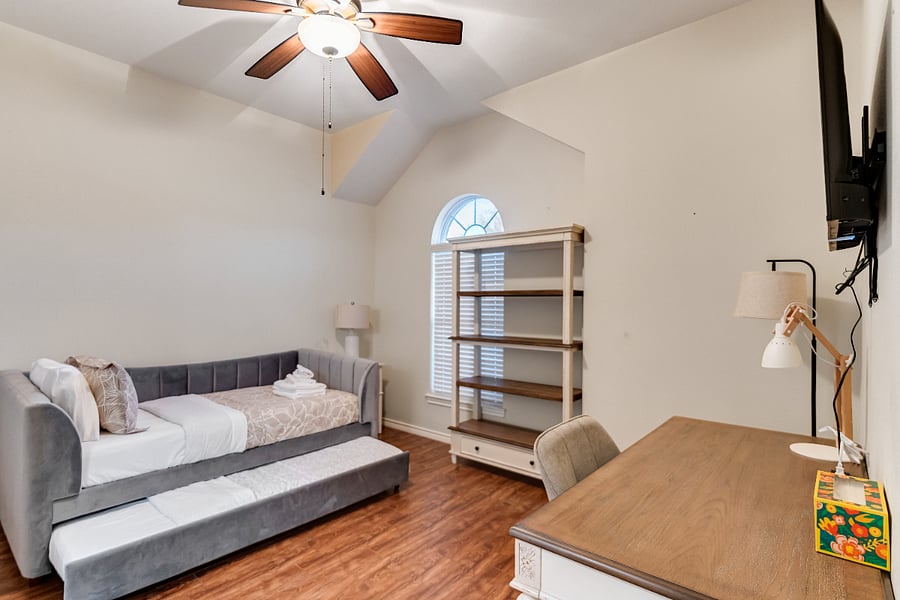 Furnished Finder property 1005514_1 photo 30