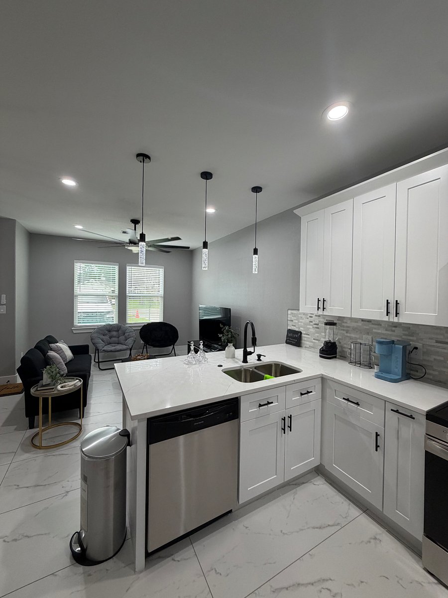 Furnished Finder property 1005525_1 photo 11