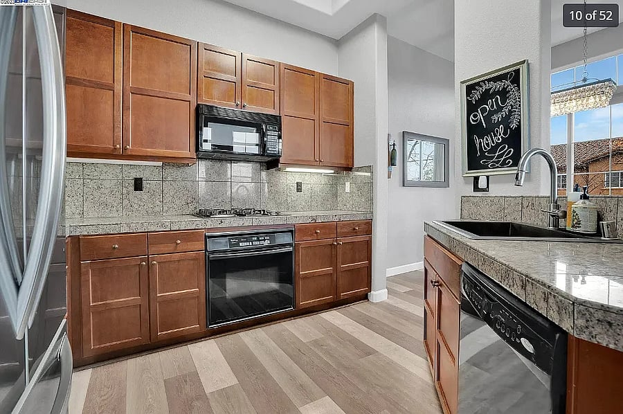 Furnished Finder property 1005548_1 photo 14