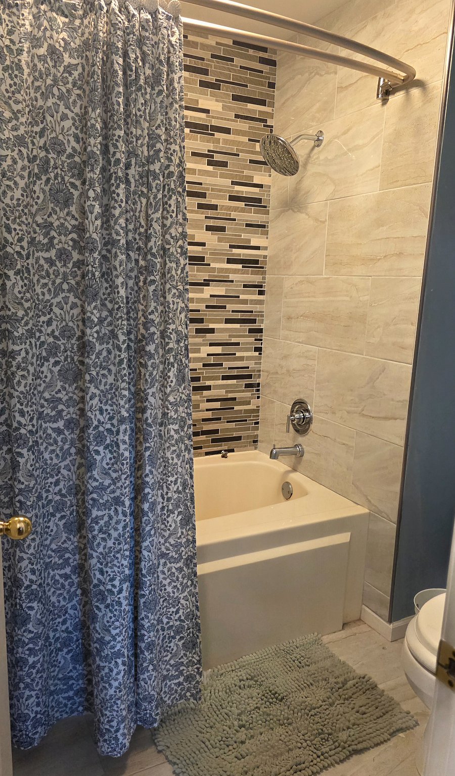 Furnished Finder property 1005568_3 photo 3