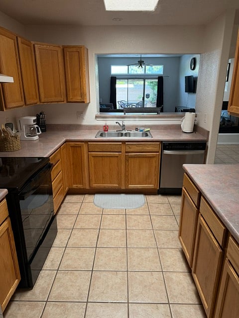 Furnished Finder property 1005617_1 photo 15