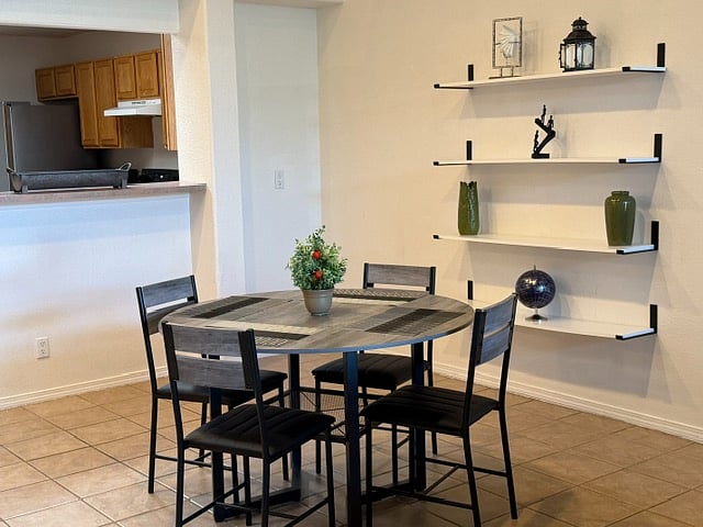 Furnished Finder property 1005617_1 photo 8