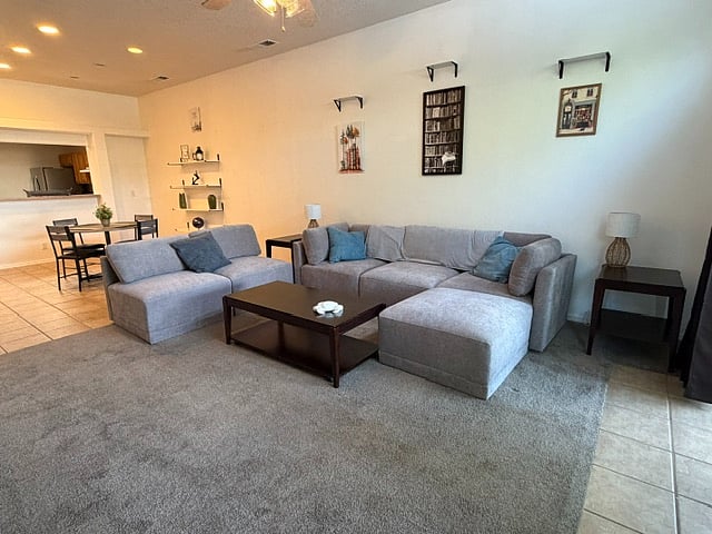 Furnished Finder property 1005617_1 photo 12