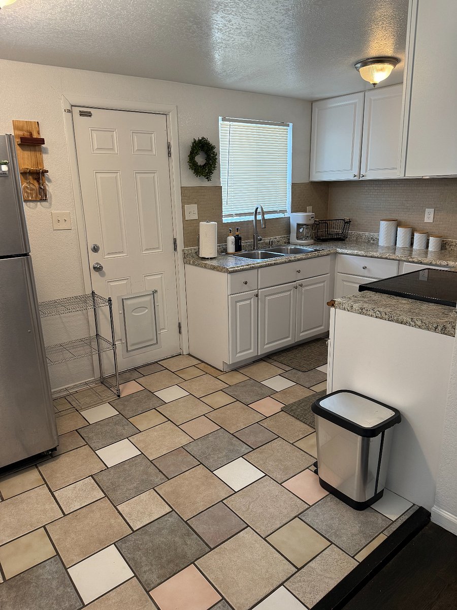 Furnished Finder property 1005626_1 photo 10