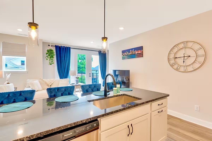 Furnished Finder property 1005628_1 photo 7