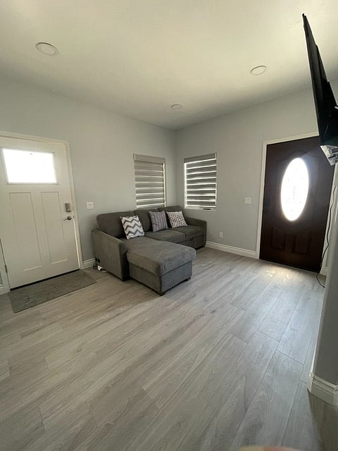 Furnished Finder property 1005645_1 photo 1