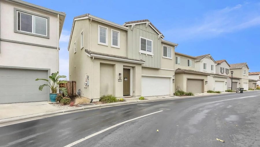Furnished Finder property 1005653_1 photo 15