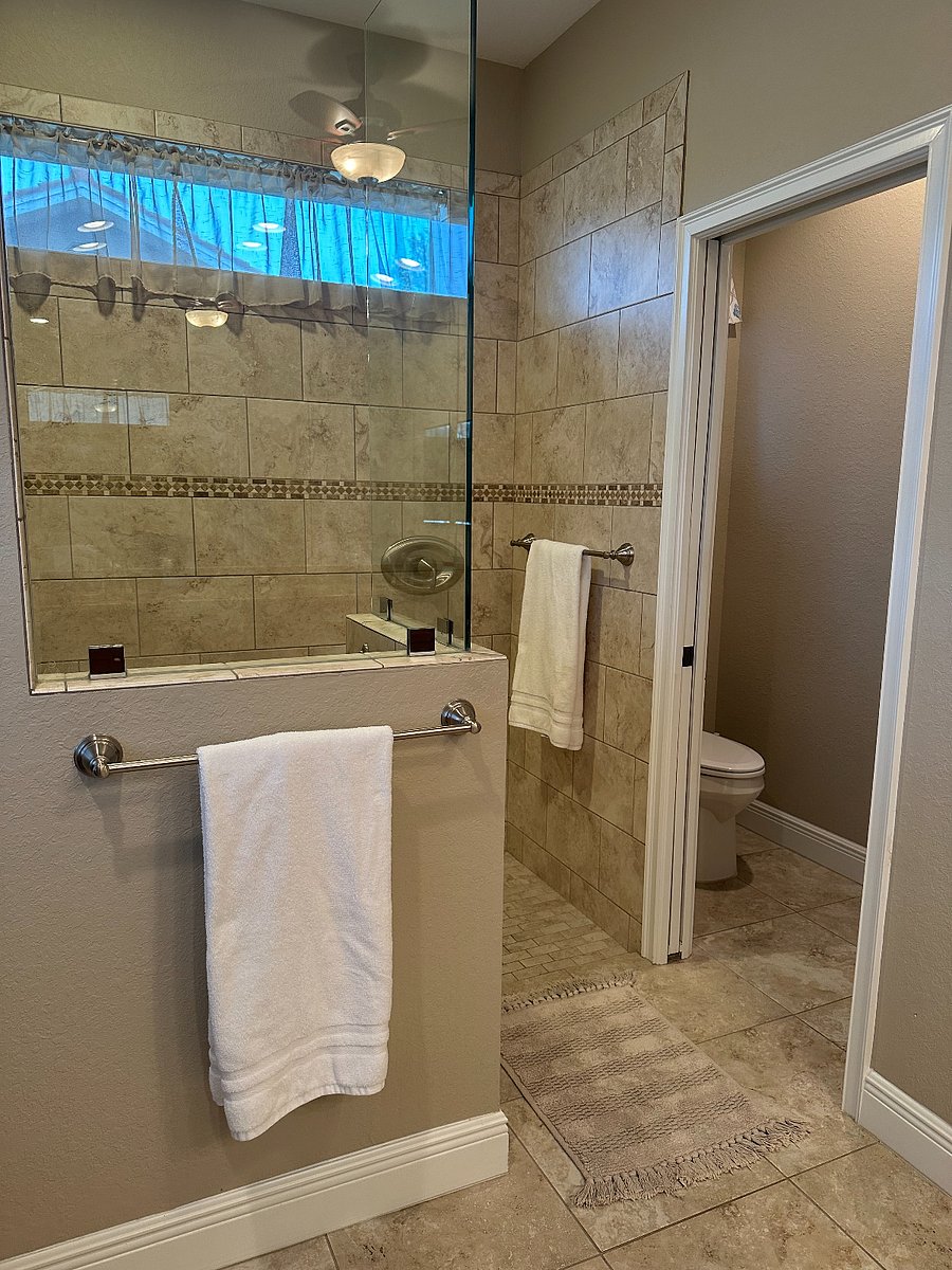 Furnished Finder property 1005668_1 photo 8