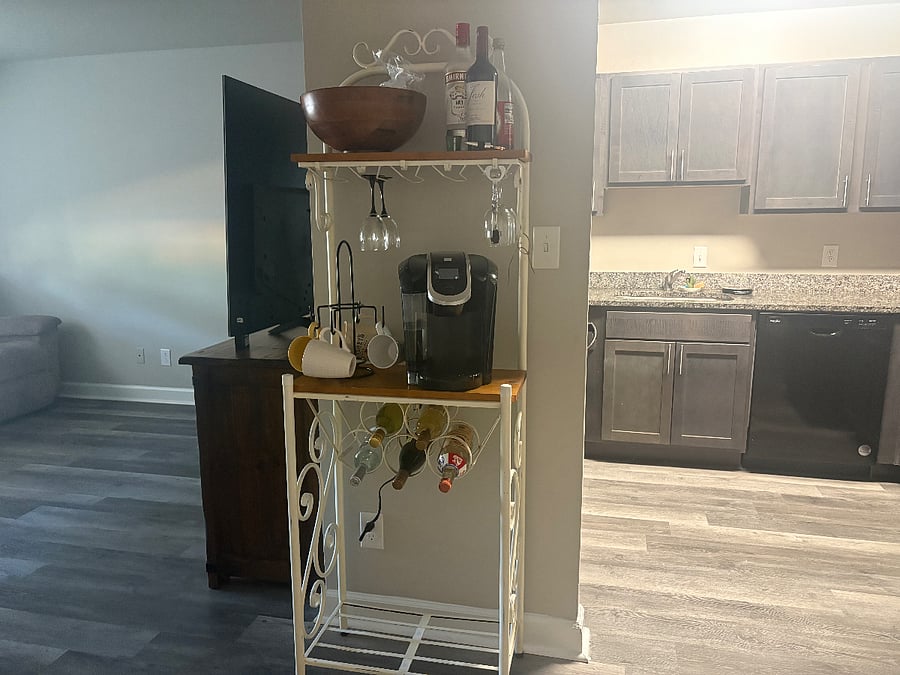 Furnished Finder property 1005670_1 photo 4